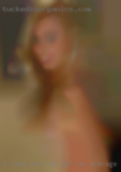 A lady who can get as average housewives wet as amy can near TX!