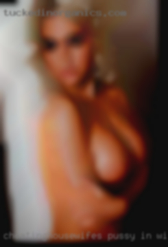 Cheatinghousewifes pussy in witbank.